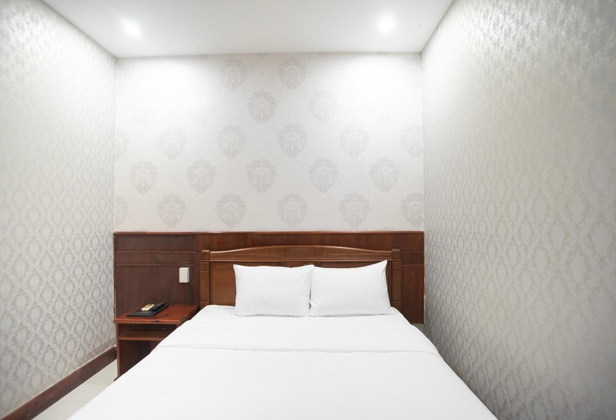 Eden Quy Nhon Hotel מראה חיצוני תמונה